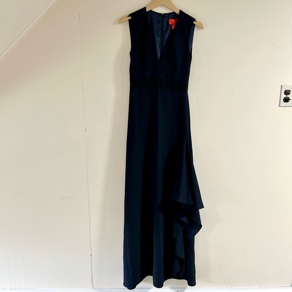 Monique Llhuiller Plunging Neckline Gown in‎ Midnight Navy sz 0 - Picture 2 of 5